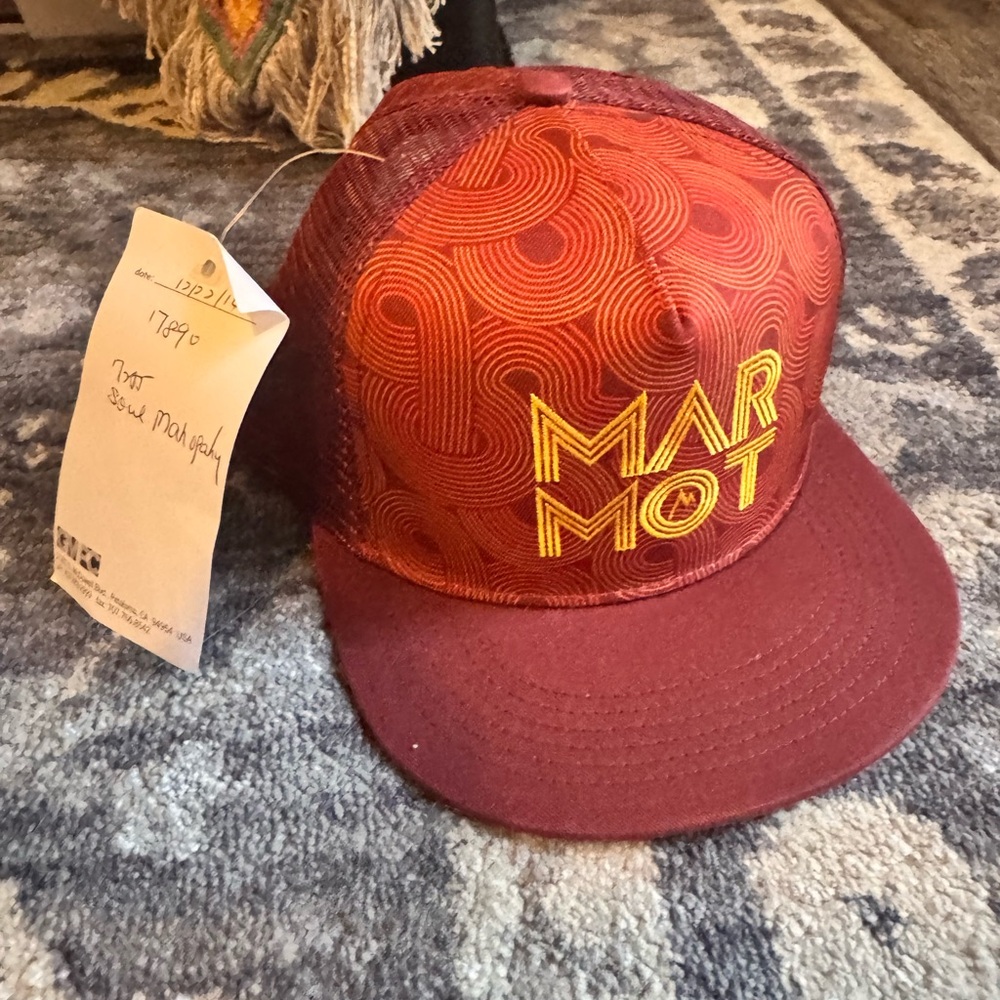 NWT Marmot Red and Orange Cap sample